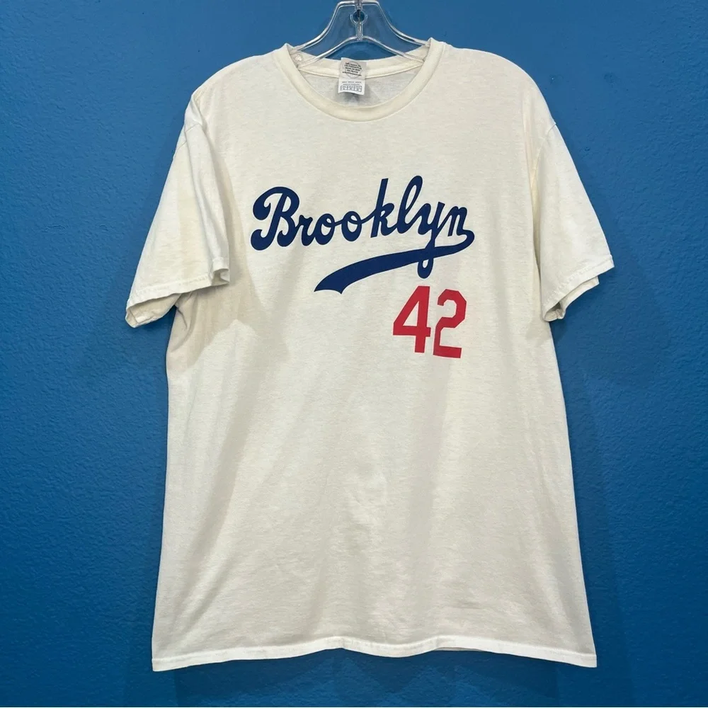 Jackie Robinson #42 Brooklyn Dodgers White Shirt Size Large - Picture 1 of 16